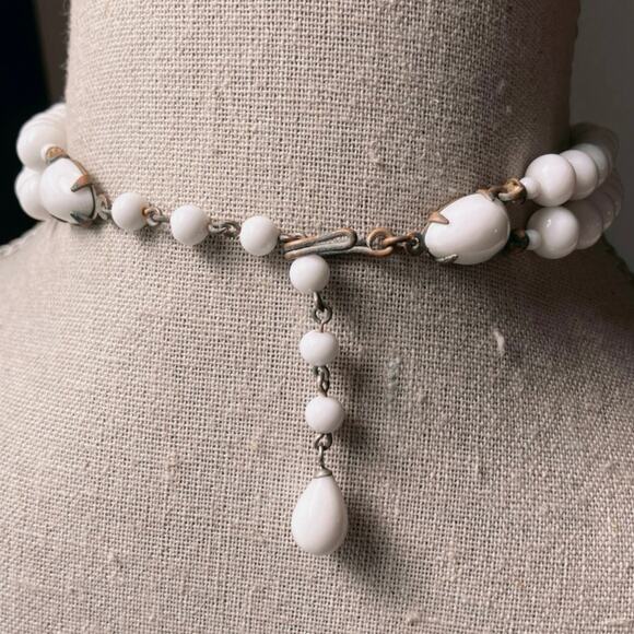 VTG 1950s Milk Glass Double Strand Choker Necklace Japan MCM Jewelry READ - Picture 9 of 16